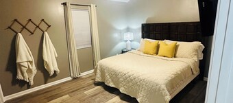 3/2 near Casino, Plants, Restaurant & Lake Charles