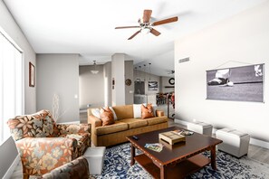 House (4 Bedrooms) | Living area | TV, fireplace