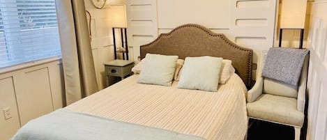 1 chambre, fer et planche à repasser, Wi-Fi, draps fournis