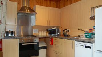 Fridge, microwave, dishwasher, toaster