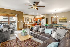 TV, fireplace, DVD player