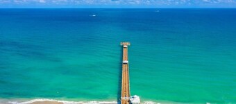 4 BR |  2 KING BEDS | PRIVATE GUEST SUITE | FREE HEATED POOL |  NEAR BEACHES, WATERPARK & PGA