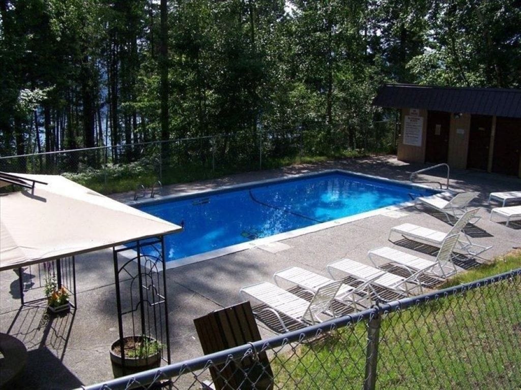 屋内プール、屋外プール