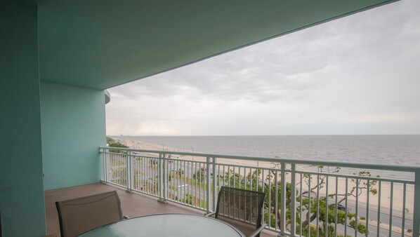 Balcony - Legacy II 603 Deluxe (Gulfport)