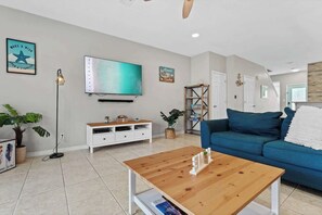 TV connectée, jeux vidéo, espaces bureaux