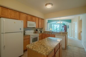 Condo, Multiple Beds, Private Pool, Beach View | Private kitchen