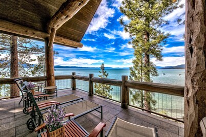 Exclusive! Balconies w/ lake views, 3 masters, 2 kings, Pool,AC+Sierra Shores