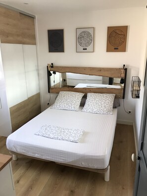 1 sovrum, strykjärn/strykbräda, resesäng och gratis wi-fi