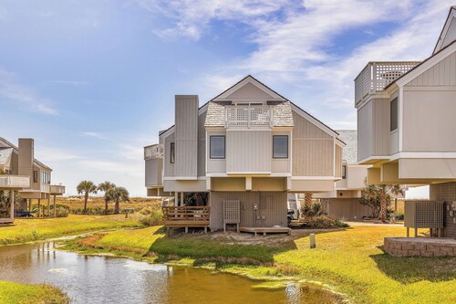 Updated Villa near BHI Club - Reduced Spring Rates Through May
