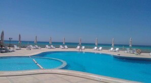 Seasonal outdoor pool - Sea View Hotel Elagamy (Alexandria)