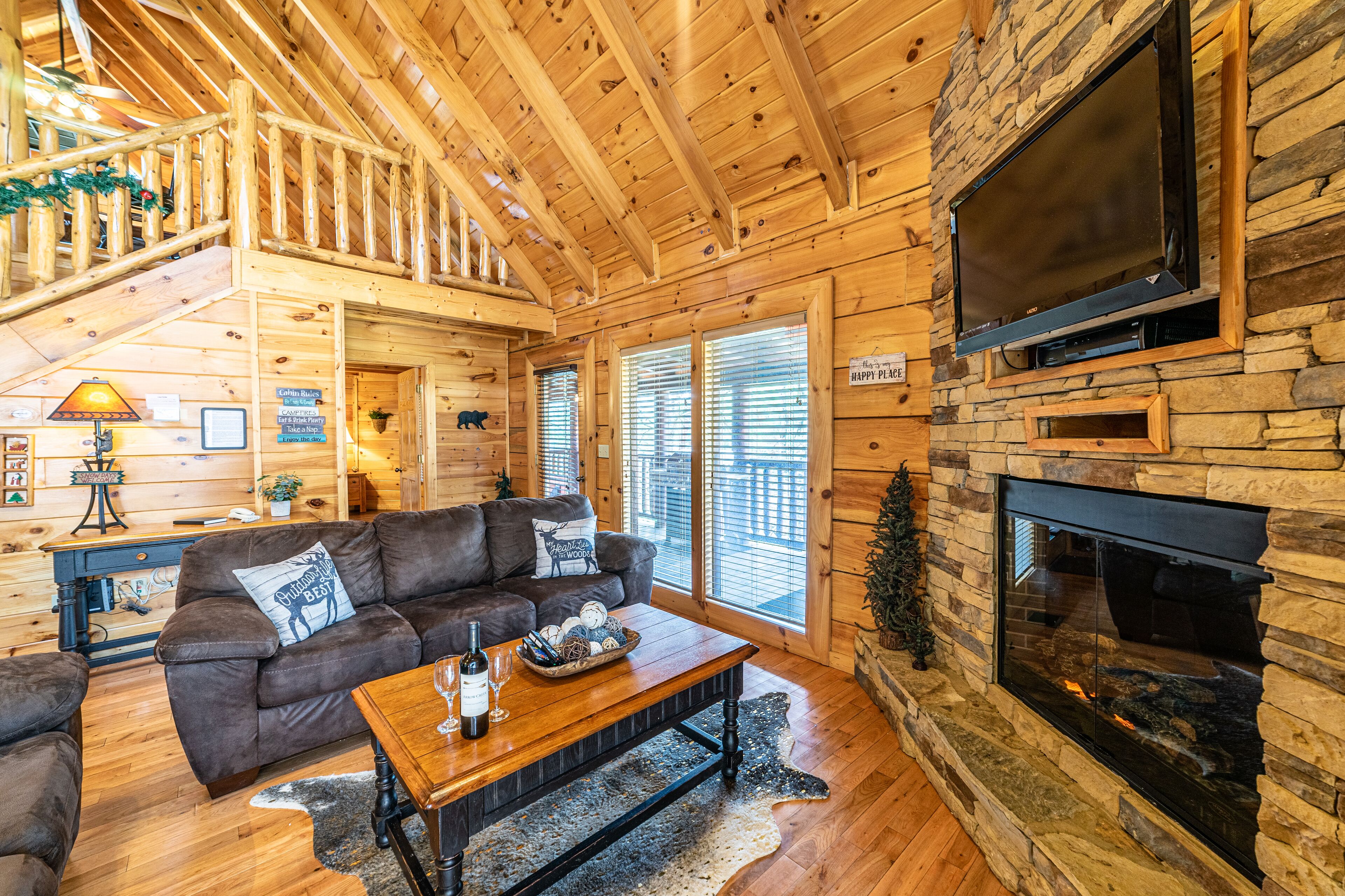 Smart TV, fireplace, DVD player