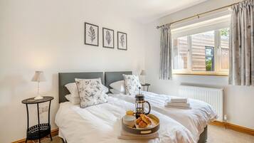 4 chambres, Wi-Fi gratuit, draps fournis