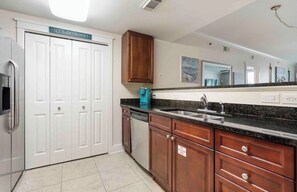 Private kitchen - Ground floor easy access! A127 (Fort Walton Beach)