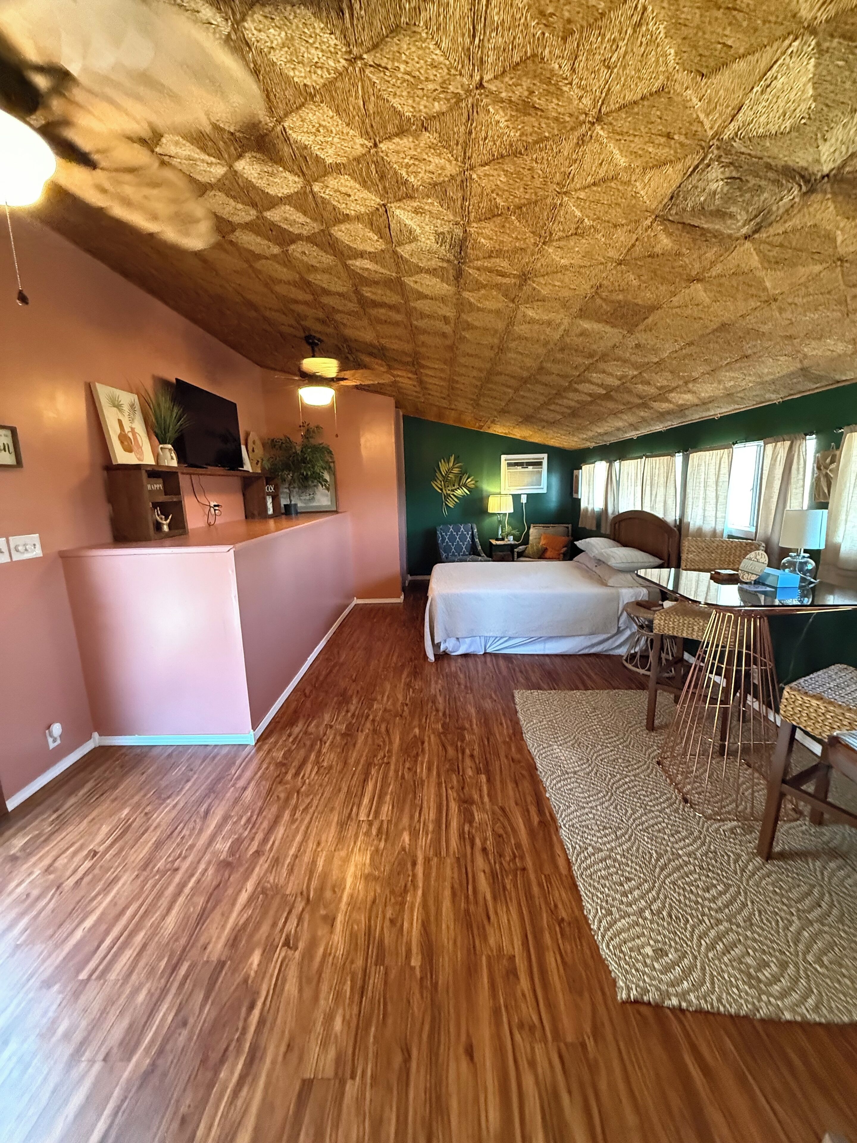 1 多间卧室、WiFi、床单