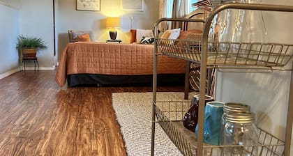 Studio with incredible view minutes from the mall!
