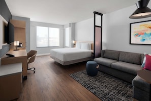 Hypo-allergenic bedding, in-room safe, desk, laptop workspace