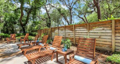 Heated Private Pool! Steps to Village and Beaches! Family Home