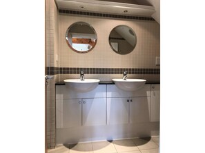 Kamar mandi