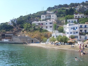 Apartment, 1 Bedroom, Smoking, Patio | Beach