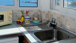 Unclassified image, 4 of 61, button - Alkistis Cozy by The Beach Apartment in Ikaria Island Intherma Bay - 2nd Floor (Ikaria)