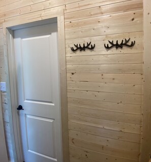 Interior - The Denali cabin, beautiful wood interior and vaulted ceilings. (Seward)