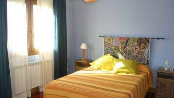 Chalet, 4 habitaciones, accesible para personas con discapacidad, balcón | 4 dormitorios