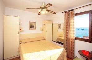 Villa, 4 Bedrooms, Smoking, Private Pool | 4 bedrooms, WiFi - Villa Masha is a Detached House, Very Finely Accommodating 6 to 7 Persons (Seget)