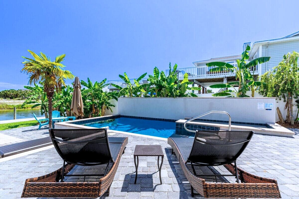 Boat Slip, Private Pool and Spa, Pet Friendly, Private Beach Access