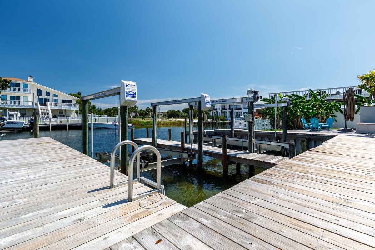 Photo 30 of Boat Slip, Private Pool and Spa, Pet Friendly, Private Beach Access