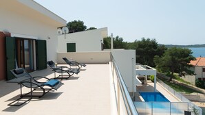 Property grounds - Exclusive Villa Jasmin (Rogoznica)