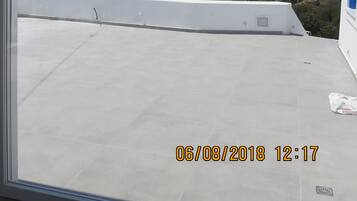 Room, 1 Bedroom, Balcony, Garden View | Property grounds