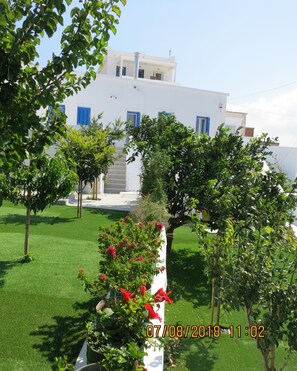 Room, 1 Bedroom, Balcony, Garden View | Garden - Room-andoni's House in Pitrofos Andros i (Andros)