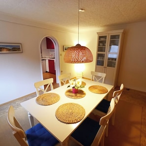Apartment, 2 Bedrooms, Terrace | Dining