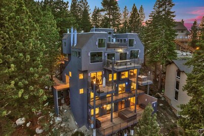 Luxe11 blue diamond VIP mega lodge lake tahoe