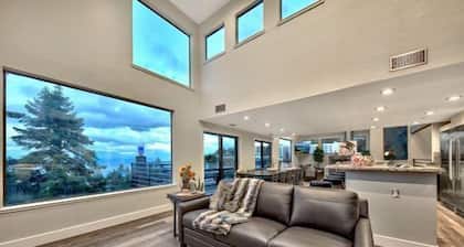 LUXE15: Blue Diamond VIP mega lodge Lake Tahoe hot tub pool game room