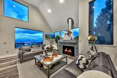 TV, fireplace, table football, video library. LUXE15: Blue Diamond VIP mega lodge Lake Tahoe hot tub pool game room