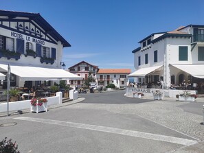 Extérieur