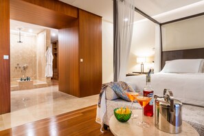 Deluxe-suite | Italienske lagner fra Frette, premium-sengetøj, dundyner