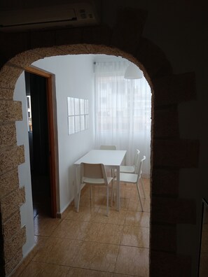 Dining - Avenida Beach Center Apartment (Calpe)