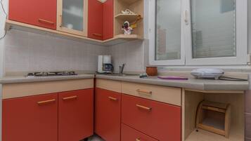 Apartment, 2 Bedrooms, Balcony | Interior