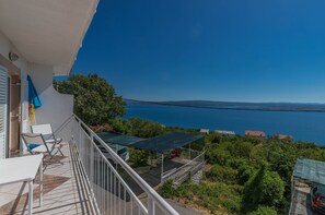 Apartment, 2 Schlafzimmer, Balkon | Balkon