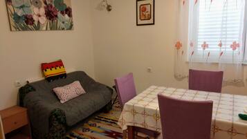 Dormitorio condiviso, 1 camera da letto, fumatori | Soggiorno