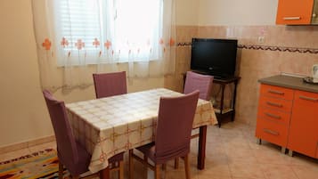 Dormitorio condiviso, 1 camera da letto, fumatori | Interni
