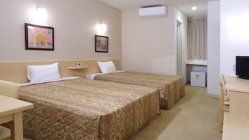 Skrivebord og wi-fi (inkludert)