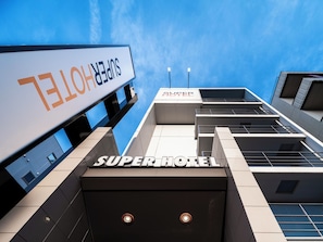 Property entrance - Super Hotel JR Fujiekimae Kinenkan (Fuji)