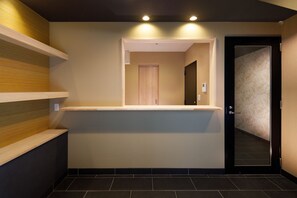 Reception - Connect Inn Gionshijo (Kyoto)