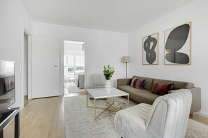 Apartamento, 3 quartos, sacada, vista para a cidade | Opções para refeição