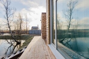 House, 3 Bedrooms | Balcony - Sanino Space Holiday home (Pervomayskoe)