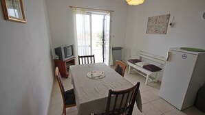 Dining - Anita Dikloclose To The Beach5 Persons (Zadar)
