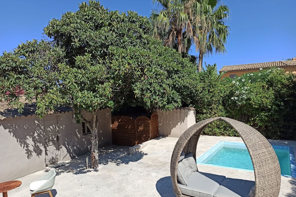 Deluxe-Suite, Terrasse, Poolseite | Terrasse/Patio